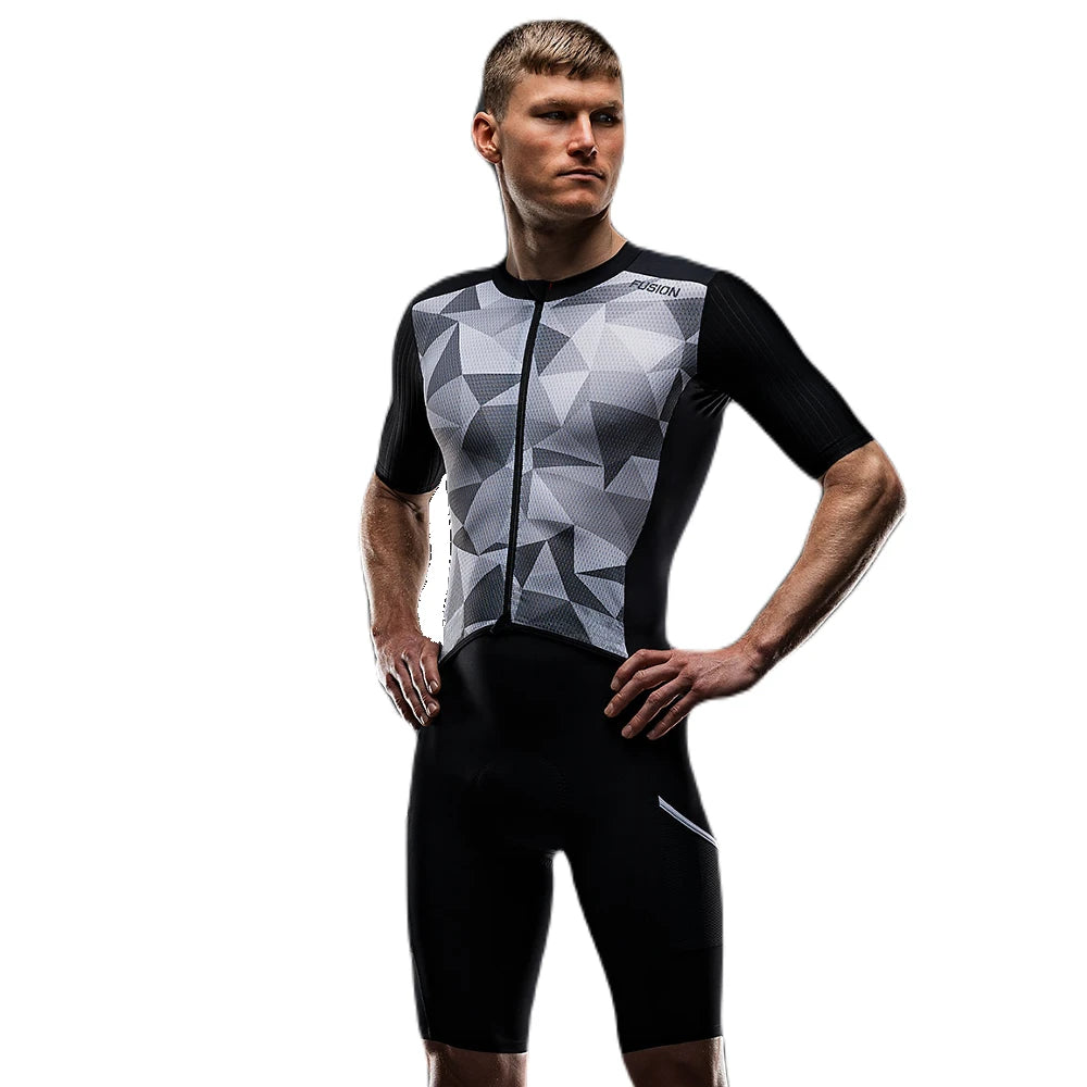 Fusion Tempo! TWO Suit - Black set fra fronten