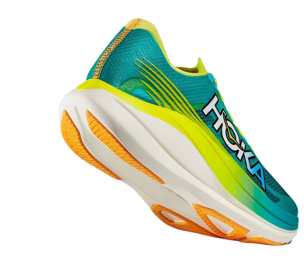 Hoka Rocket X 2 Ceramic Evening Primrose set bag fra loeftet