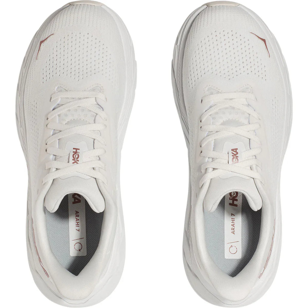 Hoka Arahi 7 Dame - Blanc de Blanc/Rose Gold set oven fra