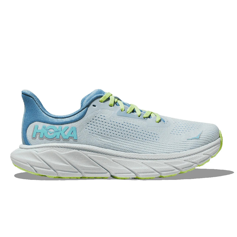 Hoka Arahi 7 Dame - Illusion / Dusk set fra siden