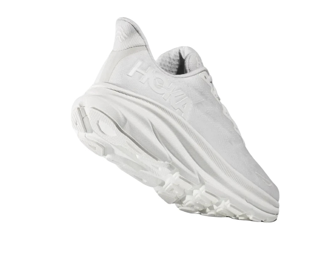 Hoka Clifton 9 Dame - White/White set bagfra hævet