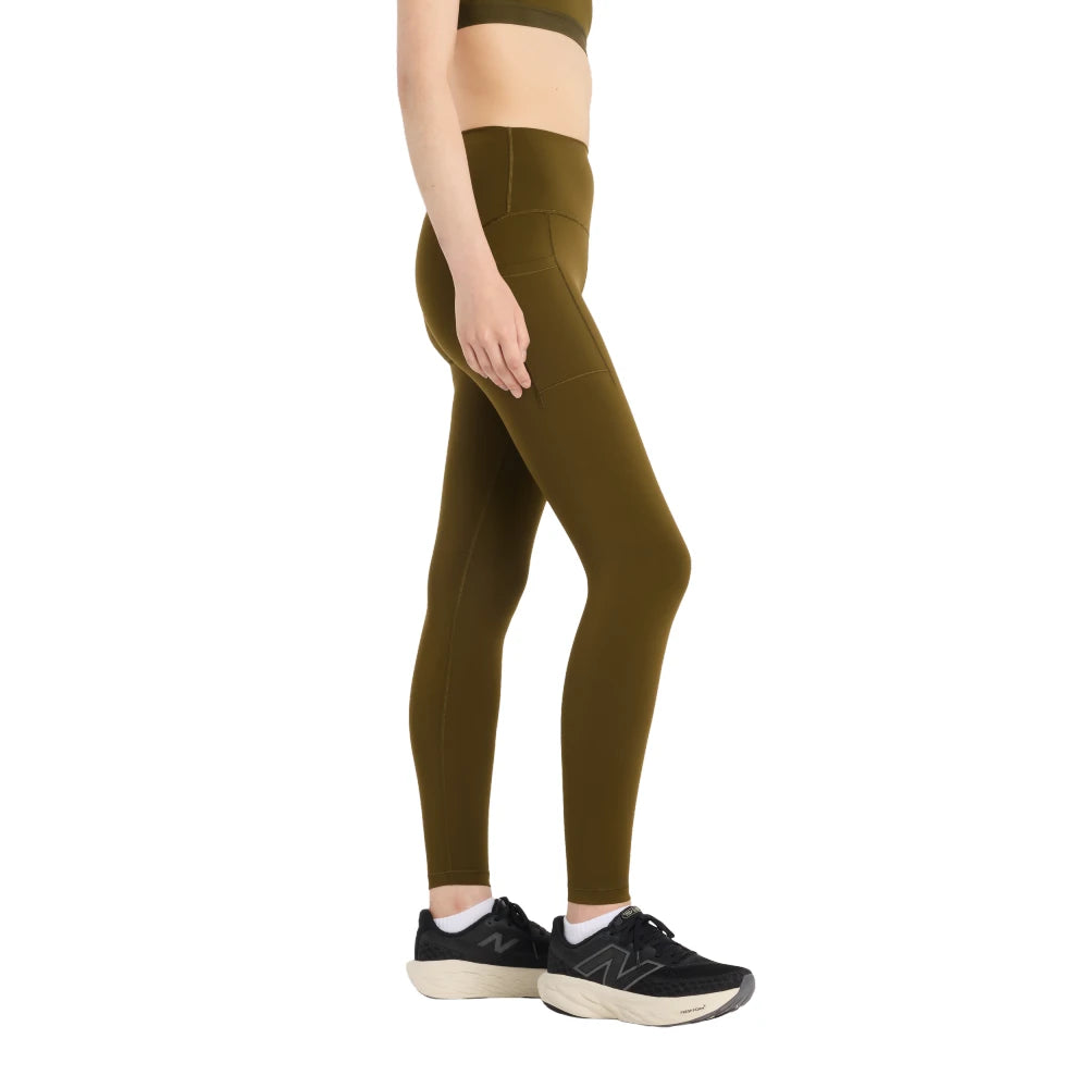 New Balance Sleek Pocket High Rise Legging 27 Dame - Woodland - Endurance Sport