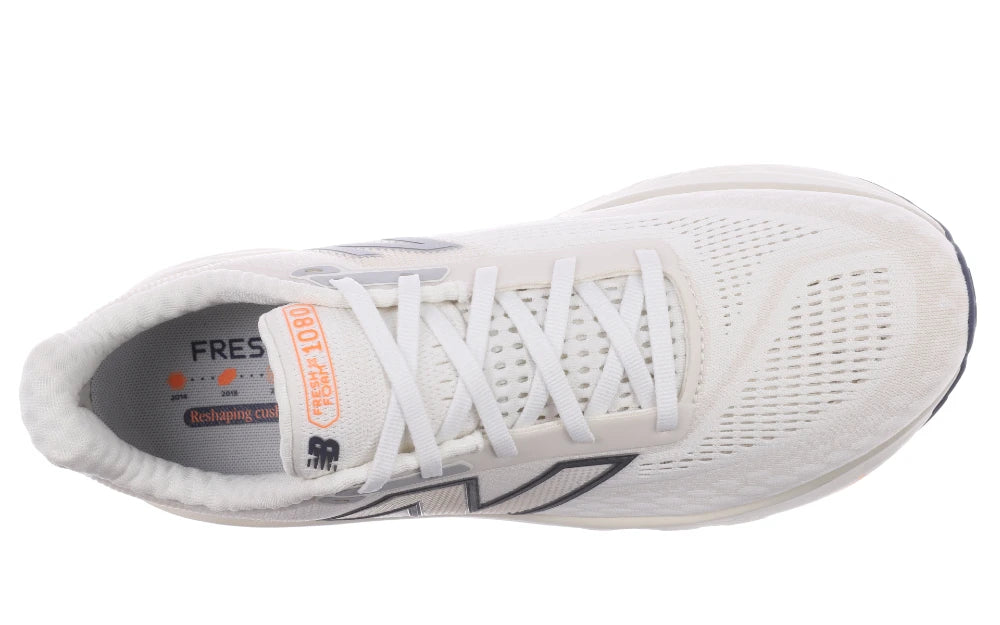 New Balance freshfoam1080v14 seasalt dame set fra oven