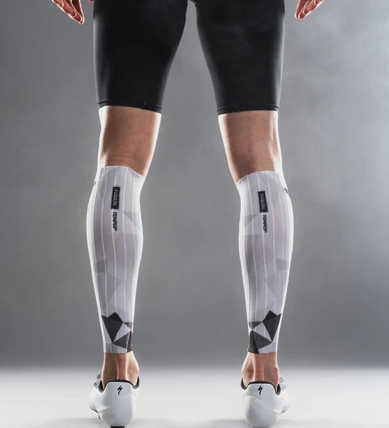 Fusion Tempo! Pro Calf Sleeves - Carbon