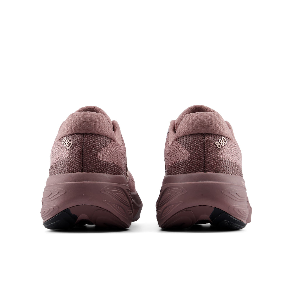 New Balance Fresh Foam X 880v15 Dame - Fast track/Pink lemonade - Endurance Sport