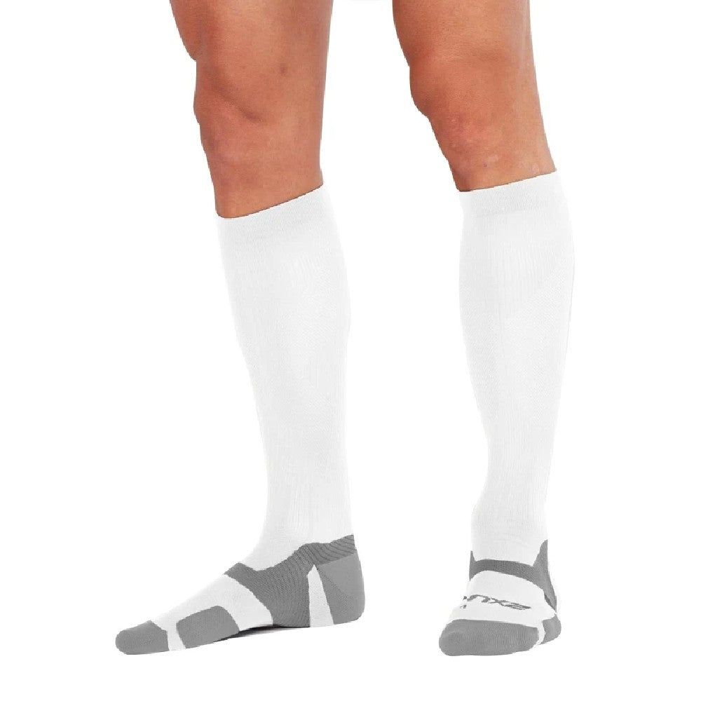 2XU VECTR Compression Socks - White - Endurance Sport